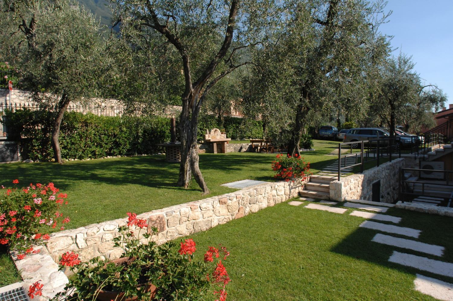 Villa Due Leoni - Residence Brenzone sul Garda Exterior foto